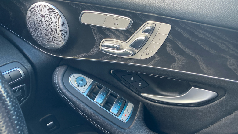 Mercedes-Benz GLC 250 4Matic AMG Line Premium Plus 5dr 9G-Tronic Petrol Estate